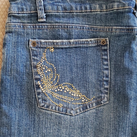 American Exchange jeans Size 15 stud accents 🦋 - Picture 2 of 15
